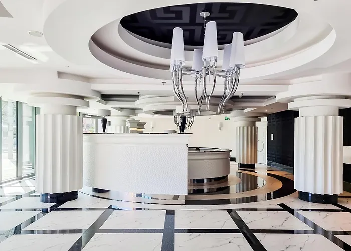 Апартаменты Ans Hanza Tower No 632 - Swimming Pool, Sauna, Jacuzzi, Viewing Terrace